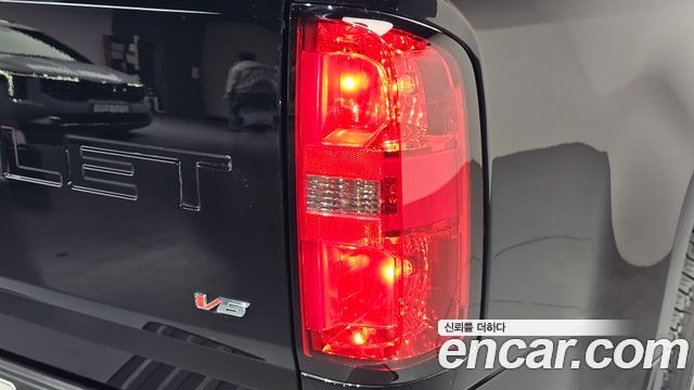 Chevrolet Korea Colorado 2022 — photo 9