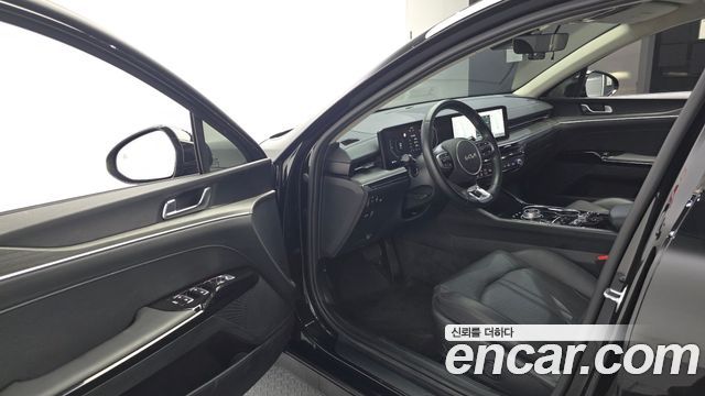 Kia K5 2024 — photo 13