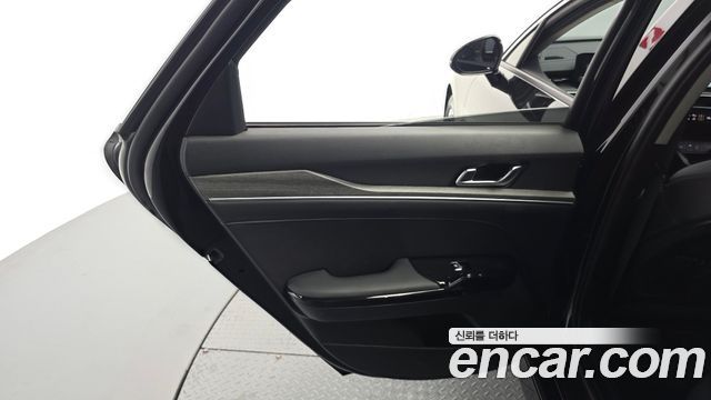 Kia K5 2024 — photo 15