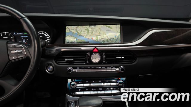Genesis EQ900 2016 — photo 14