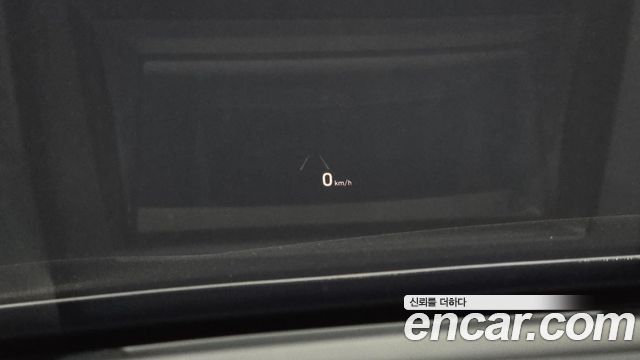 Genesis EQ900 2016 — photo 18