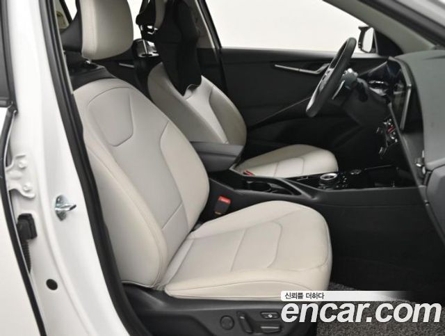 Kia Niro 2024 — photo 10