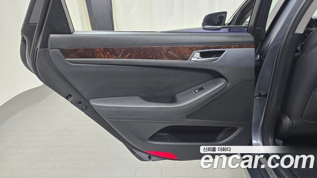 Hyundai Genesis 2016 — photo 15