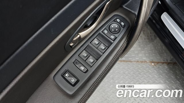 Renault Korea SM5  2014 — photo 12