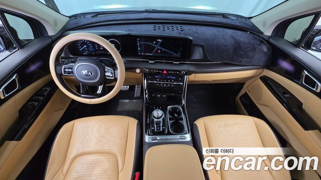 Kia Canival 2021 — photo 10