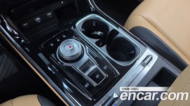 Kia Canival 2021 — photo 12