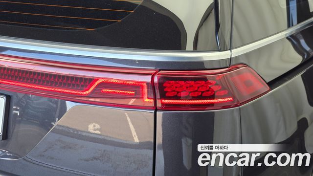 Kia Canival 2021 — photo 9
