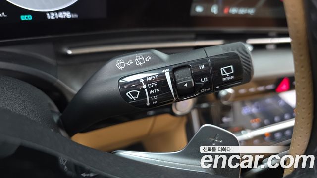Kia Canival 2021 — photo 29