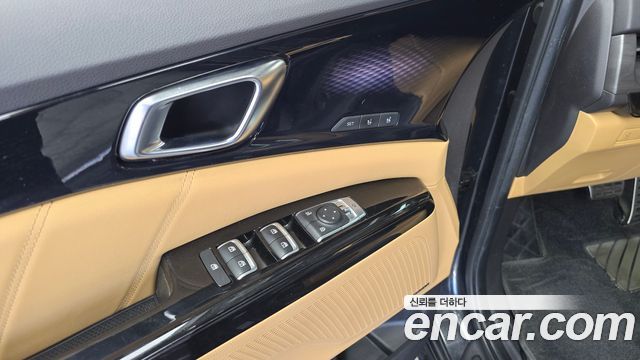 Kia Canival 2021 — photo 30
