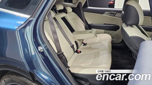 Kia Sportage 2022 — photo 11