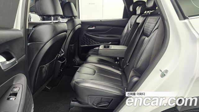 Hyundai Santafe 2019 — photo 18