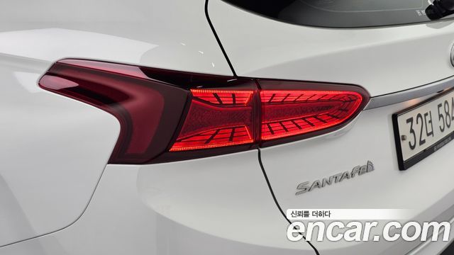 Hyundai Santafe 2019 — photo 9