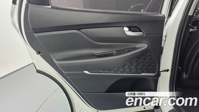 Hyundai Santafe 2019 — photo 15