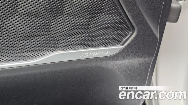 Hyundai Santafe 2019 — photo 33