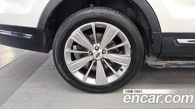 Ford Explorer 2018 — photo 5