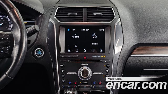 Ford Explorer 2018 — photo 21
