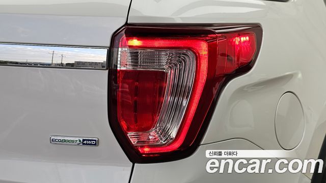 Ford Explorer 2018 — photo 9