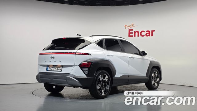 Hyundai Kona 2023 — photo 2