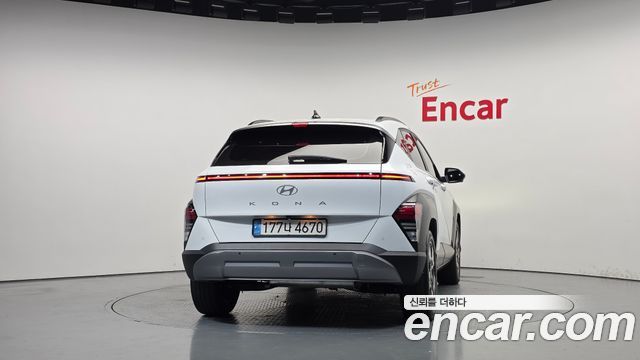 Hyundai Kona 2023 — photo 4