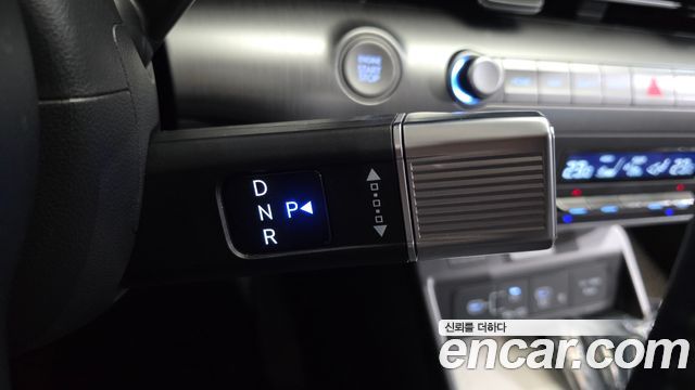 Hyundai Kona 2023 — photo 9