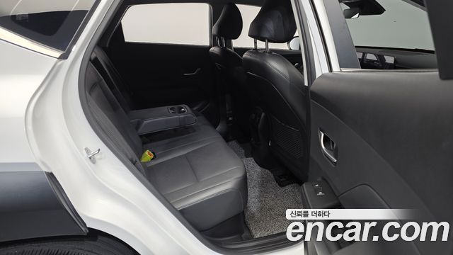 Hyundai Kona 2023 — photo 12