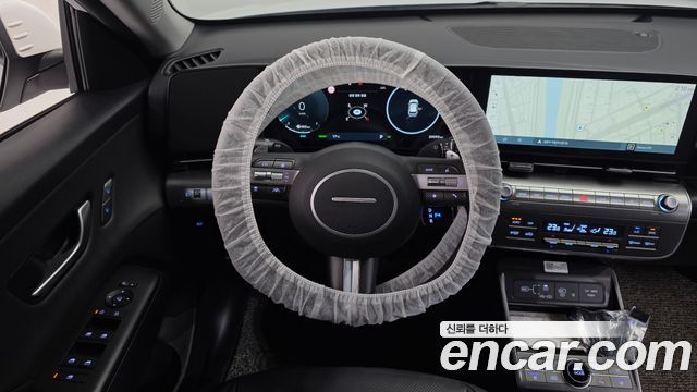 Hyundai Kona 2023 — photo 13