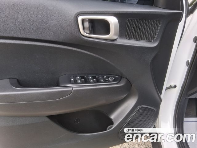 Hyundai Venue 2020 — photo 10