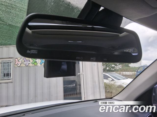 Hyundai Venue 2020 — photo 19