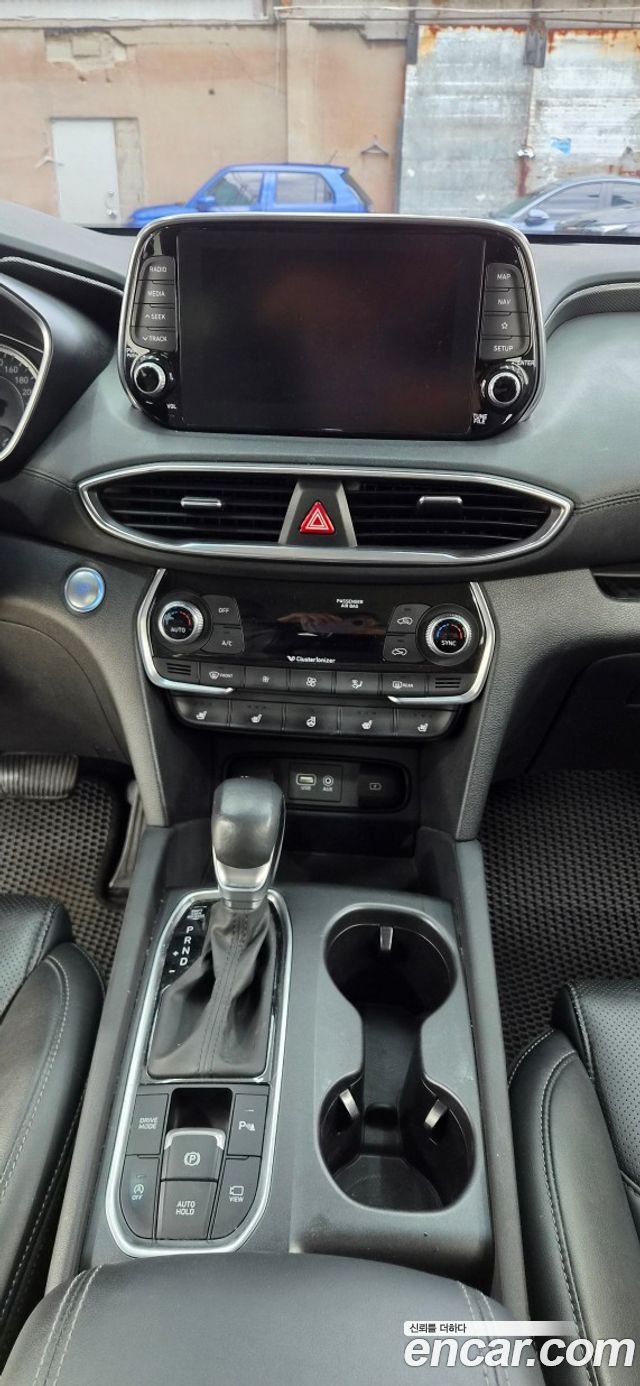 Hyundai Santafe 2019 — photo 9