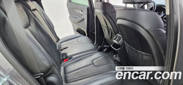 Hyundai Santafe 2019 — photo 11