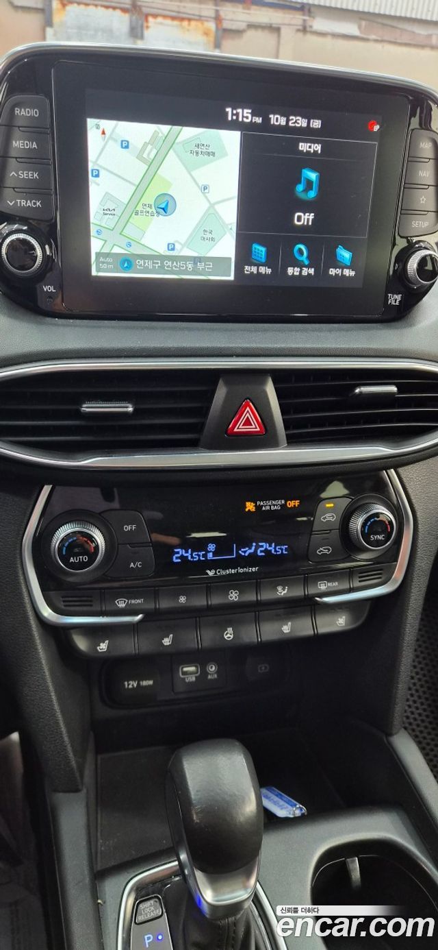 Hyundai Santafe 2019 — photo 12
