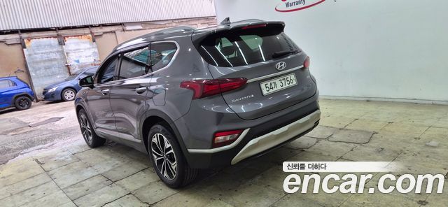 Hyundai Santafe 2019 — photo 17