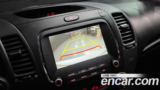 Kia K3 2018 — photo 15