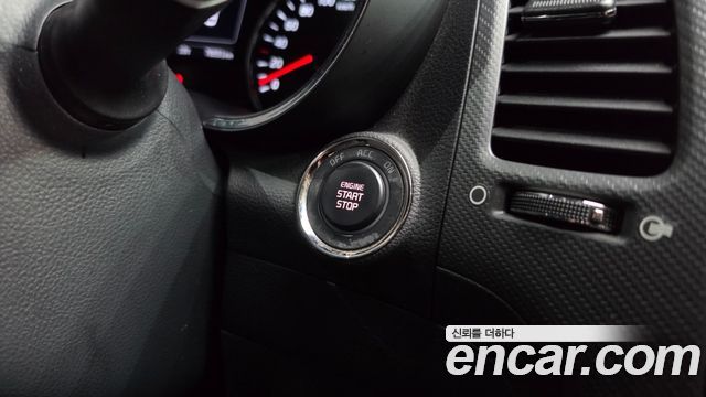 Kia K3 2018 — photo 19