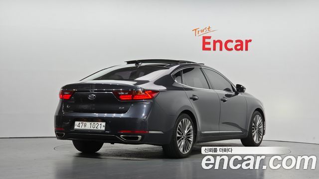 Kia K7 2018 — photo 2
