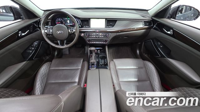 Kia K7 2018 — photo 7