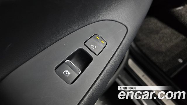 Hyundai Grandeur 2022 — photo 25