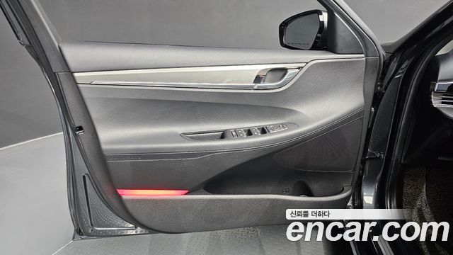 Hyundai Grandeur 2022 — photo 14