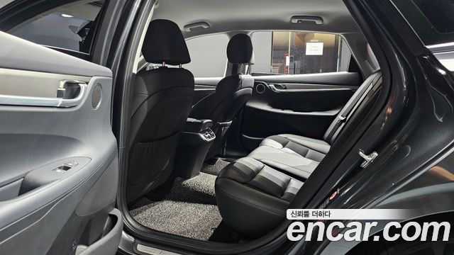 Hyundai Grandeur 2022 — photo 16