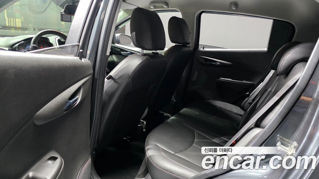 Chevrolet Korea Spark 2018 — photo 18