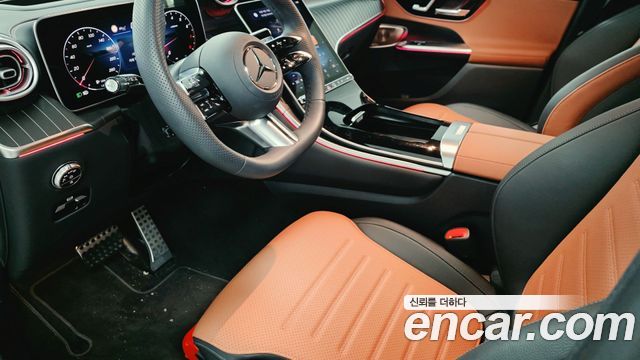 Mercedes-Benz GLC-Class 2026 — photo 11