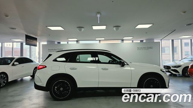 Mercedes-Benz GLC-Class 2026 — photo 18