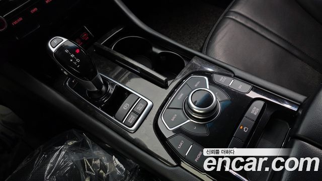 Kia K9 2016 — photo 9