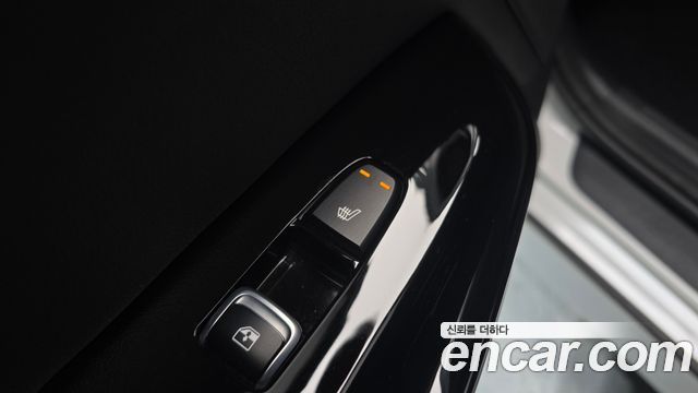 Kia K5 2023 — photo 24