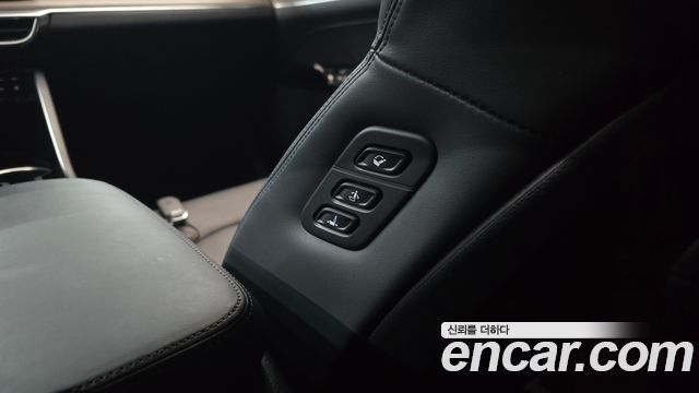 Kia K5 2023 — photo 30