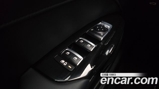 Kia K5 2023 — photo 32