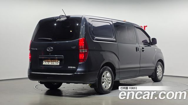 Hyundai Starex 2019 — photo 2