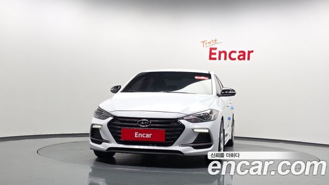 Hyundai AVANTE 2017 — photo 3