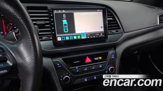 Hyundai AVANTE 2017 — photo 20