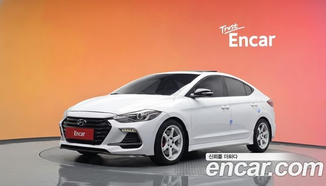 Hyundai AVANTE 2017 — photo 1